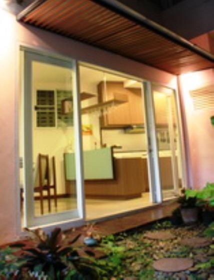 Baan Manusarn Bangkok Exteriör bild